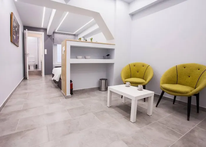 Exclusive New Modern At Syntagma Square